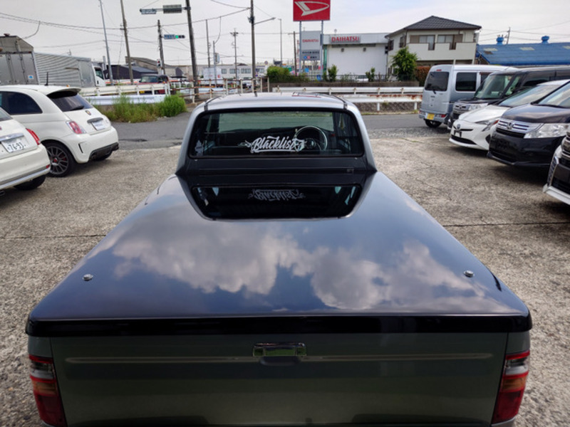 HILUX