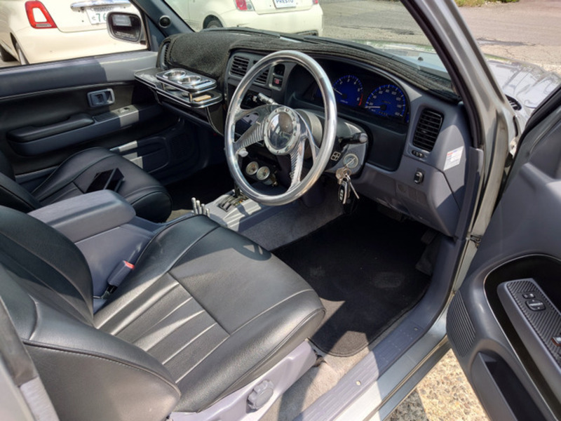HILUX