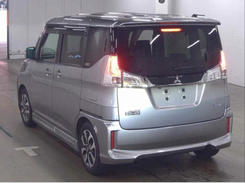 DELICA D2