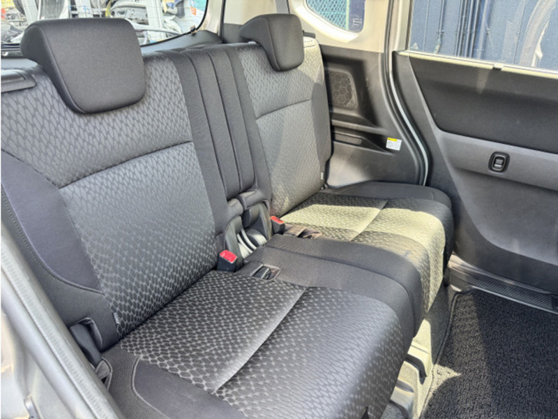 DELICA D2