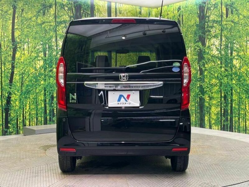 N BOX