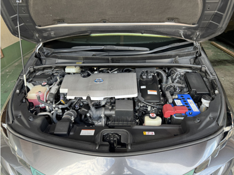 PRIUS PHV
