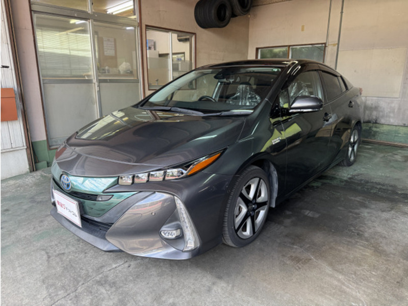 PRIUS PHV