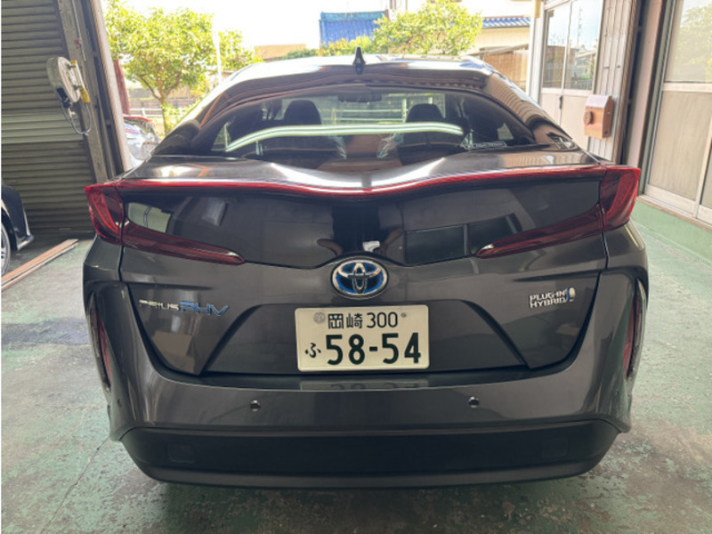 PRIUS PHV