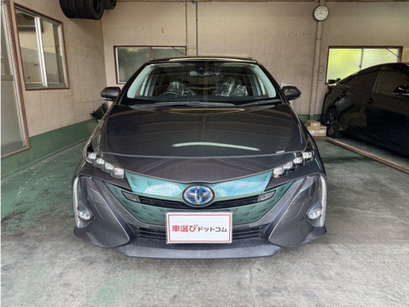 PRIUS PHV