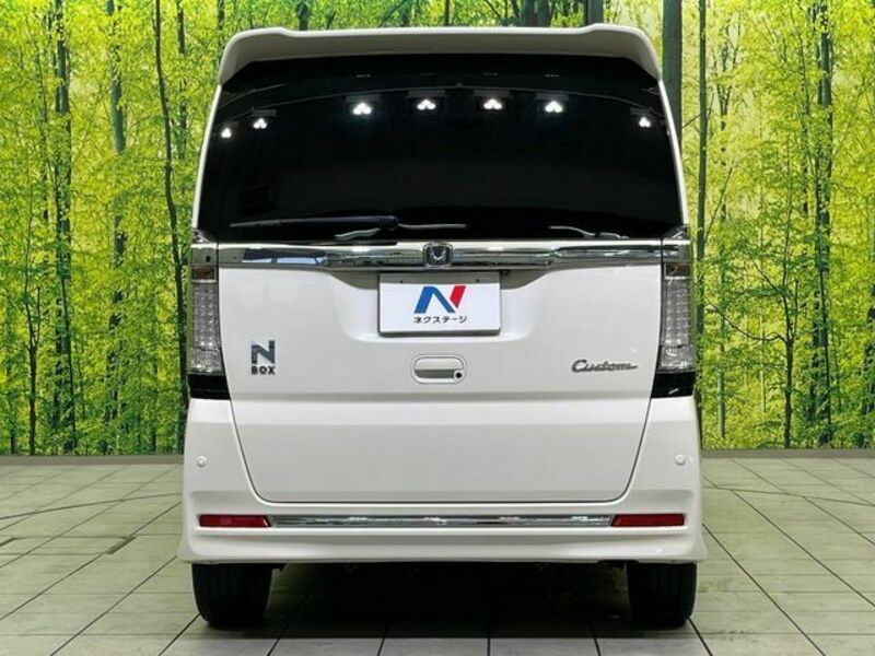 N BOX CUSTOM