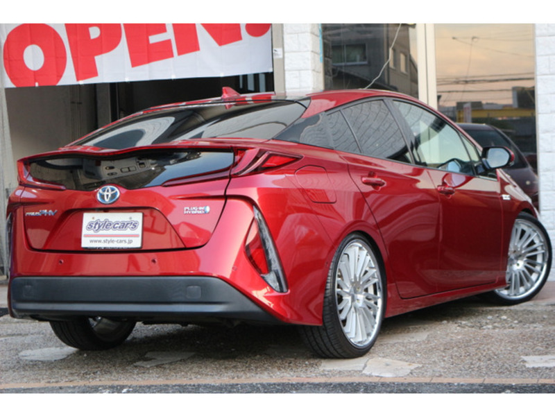 PRIUS PHV