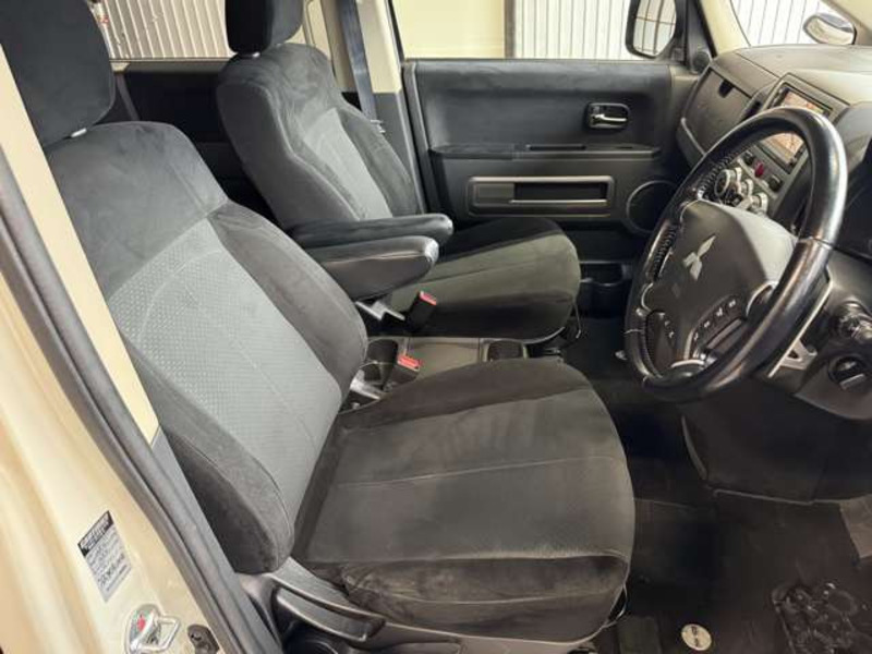 DELICA D5