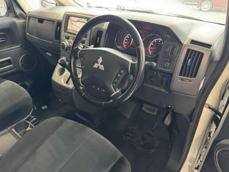 DELICA D5