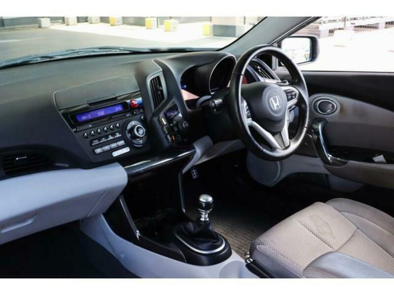 CR-Z