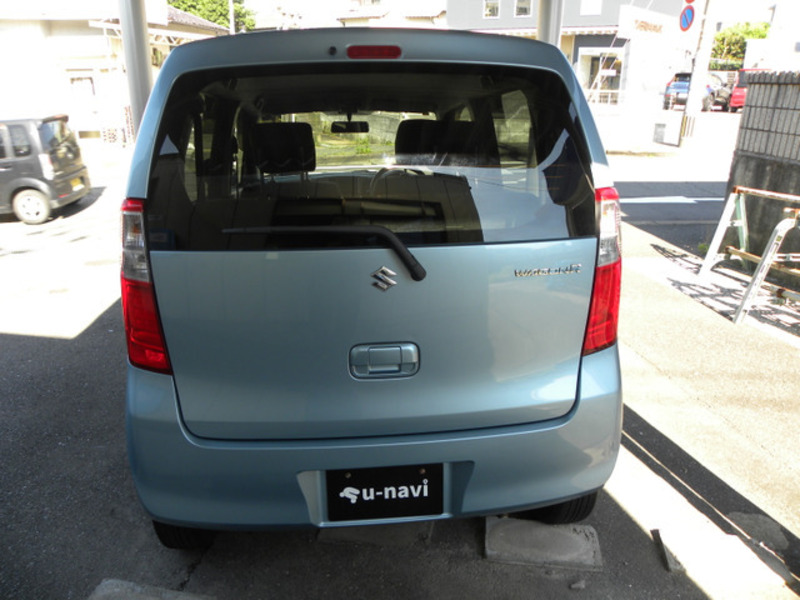 WAGON R