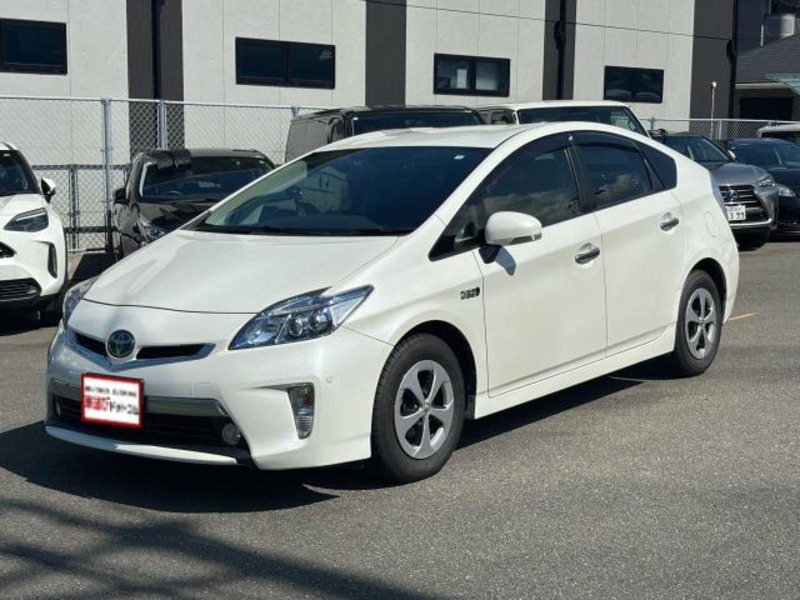 PRIUS PHV