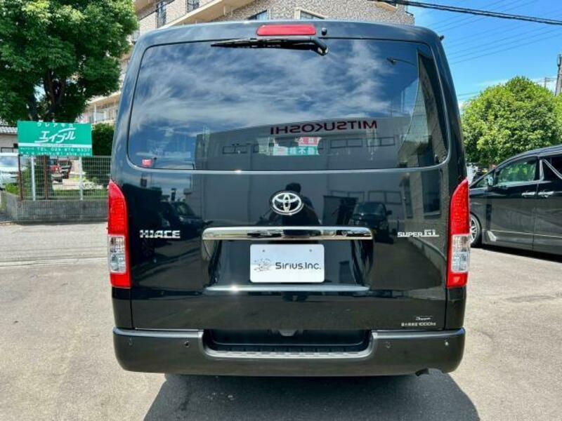 HIACE VAN