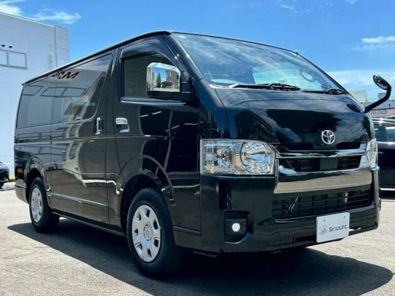 HIACE VAN