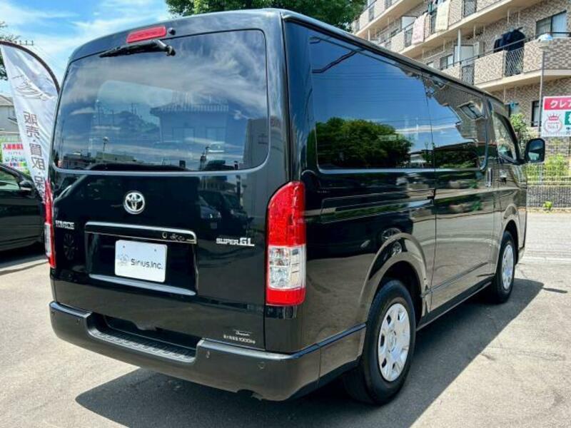 HIACE VAN