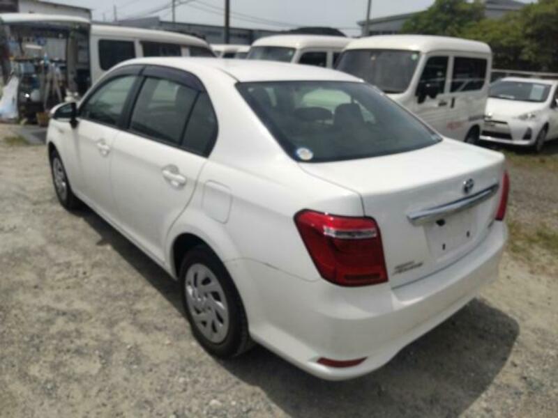 COROLLA AXIO