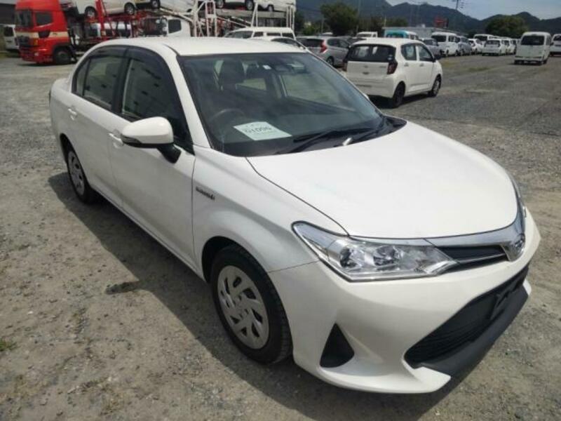 COROLLA AXIO