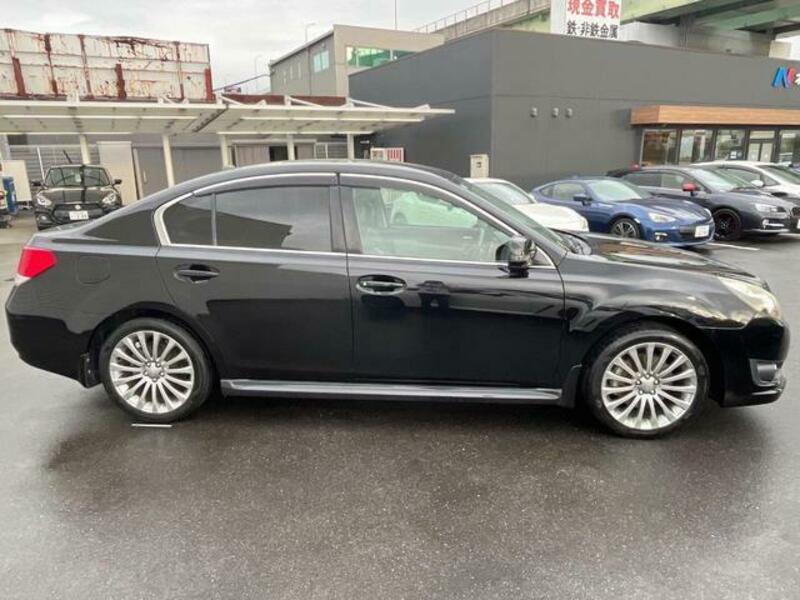 LEGACY B4