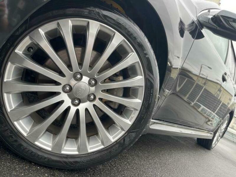 LEGACY B4
