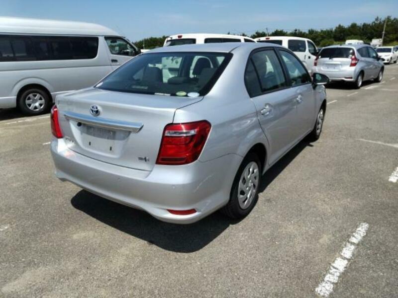 COROLLA AXIO