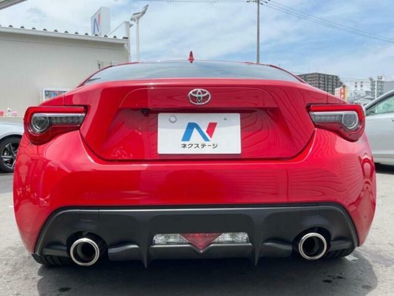 86