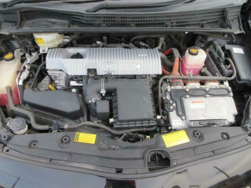 PRIUS PHV