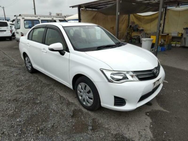 COROLLA AXIO
