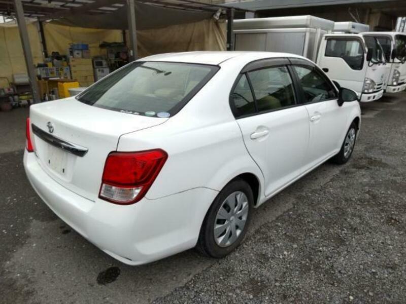 COROLLA AXIO