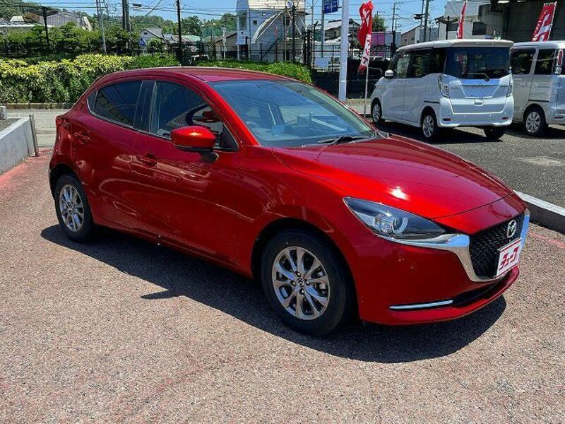 MAZDA2