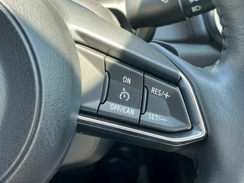 MAZDA2