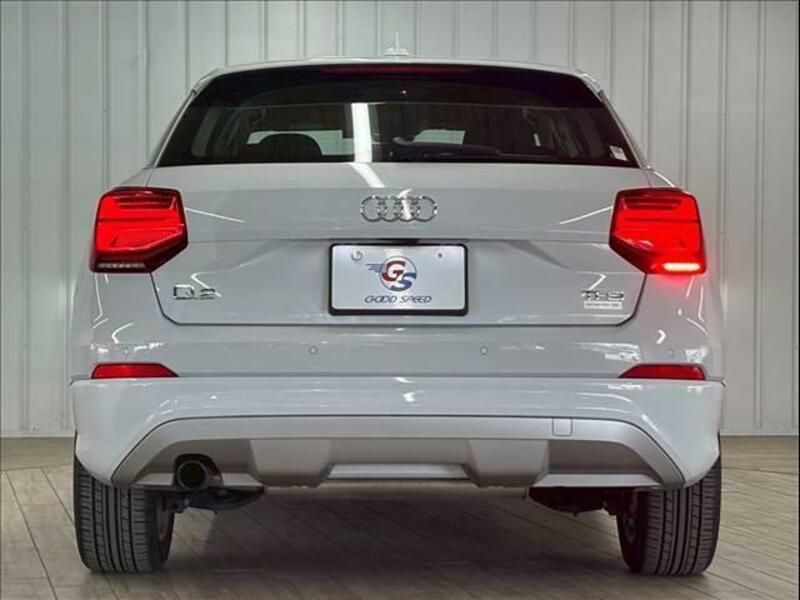 Q2