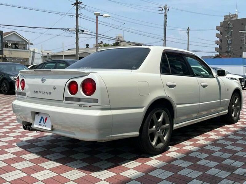 SKYLINE