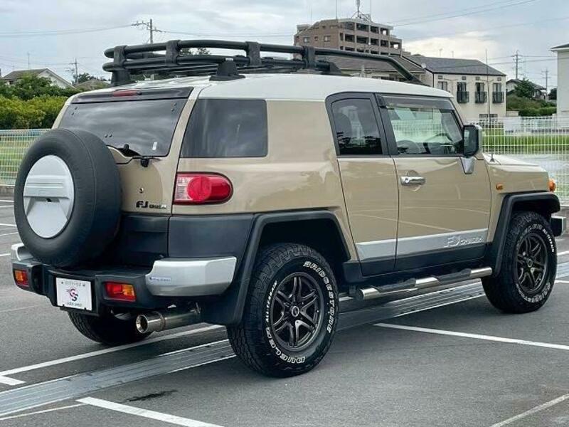 FJ CRUISER