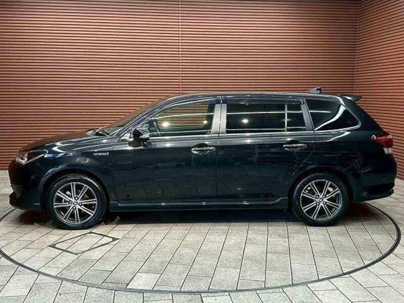COROLLA FIELDER