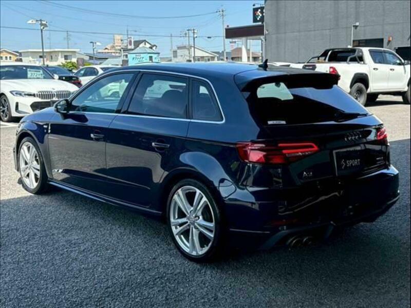 A3