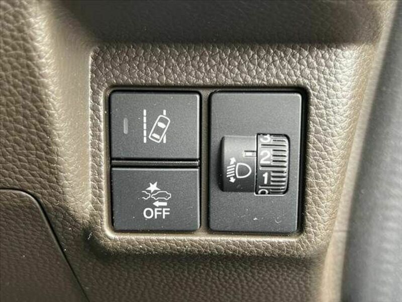 N BOX