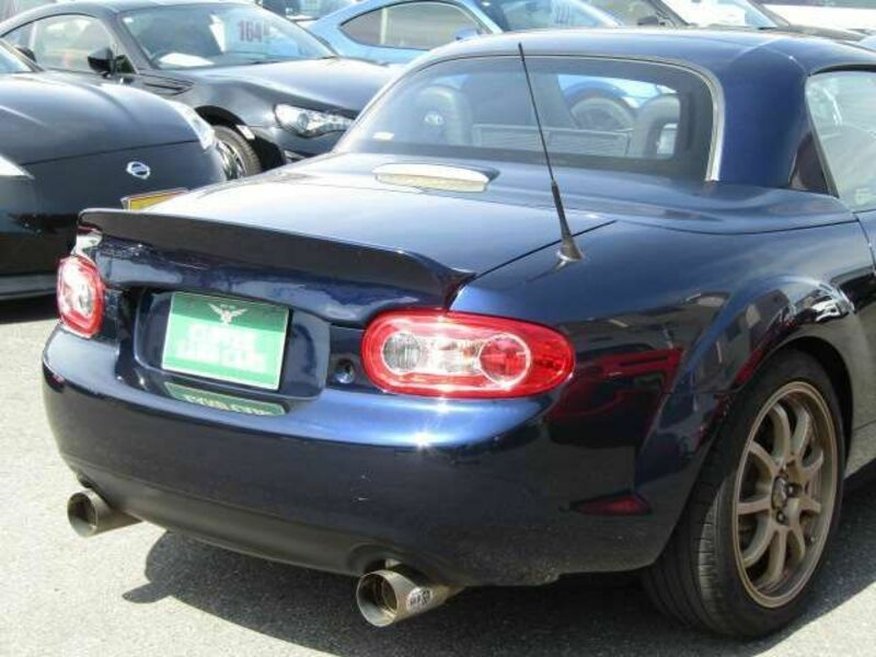 ROADSTER