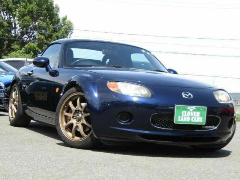 ROADSTER