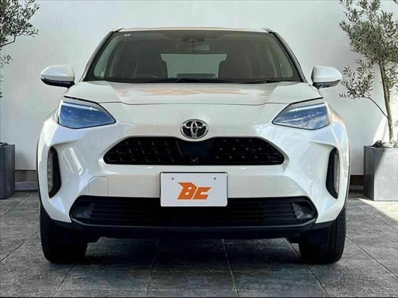 YARIS CROSS