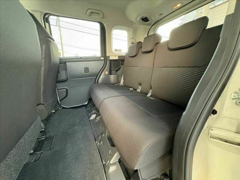 ROOMY