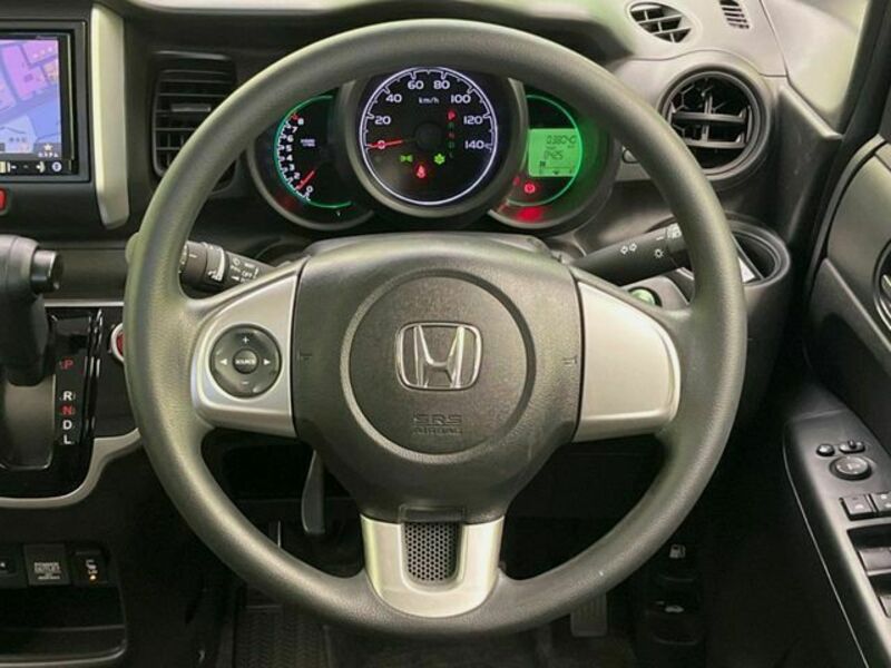 N BOX