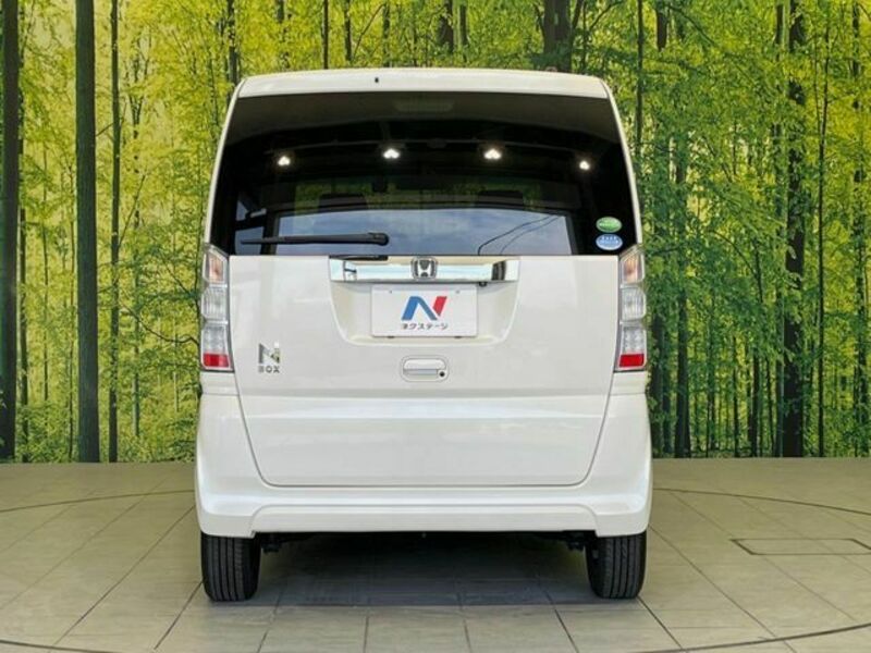 N BOX