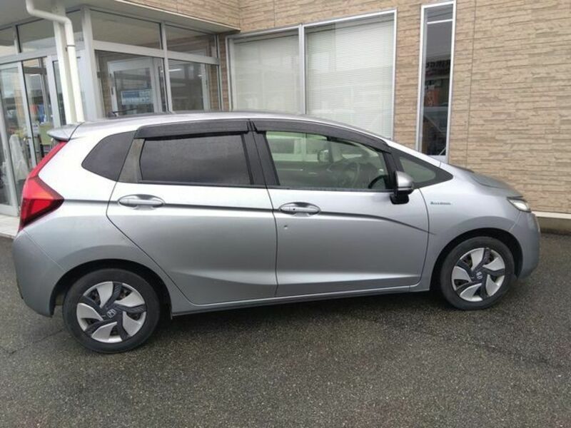 FIT HYBRID
