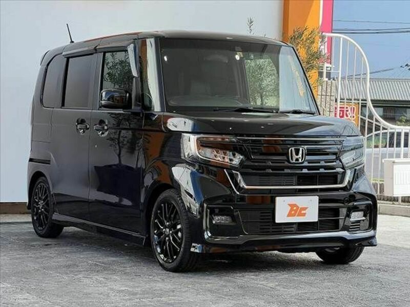 N BOX CUSTOM