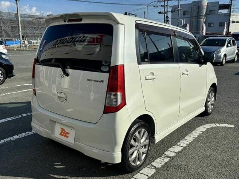 WAGON R