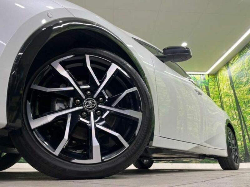 PRIUS PHV