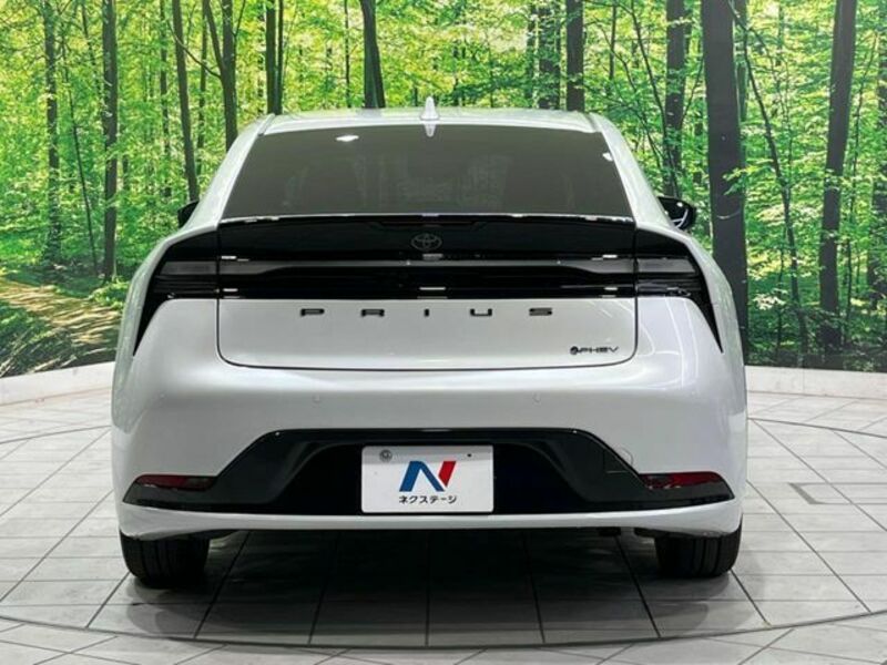 PRIUS PHV
