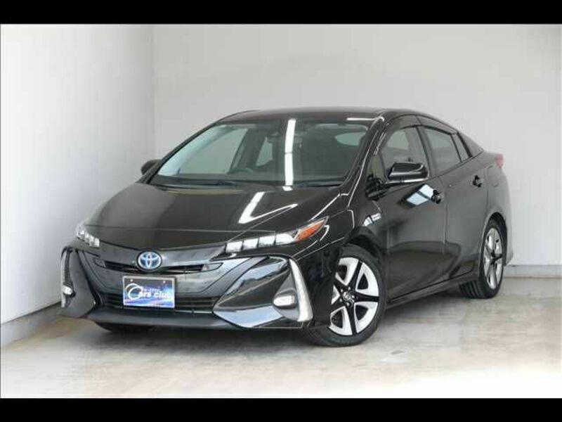 TOYOTA PRIUS PHV
