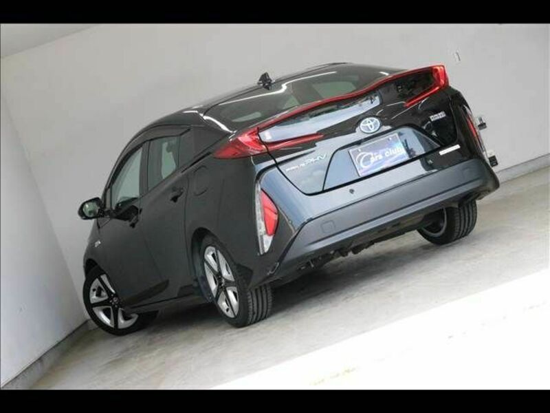 PRIUS PHV