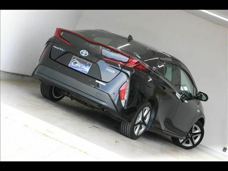 PRIUS PHV